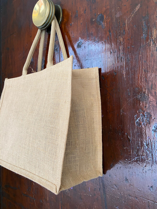 Borsa Juta Giga
