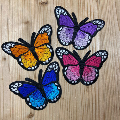 Applicazione Farfalla Ricamata