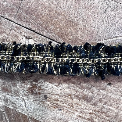 Bordo Chanel Nero e Oro con Catena centrale