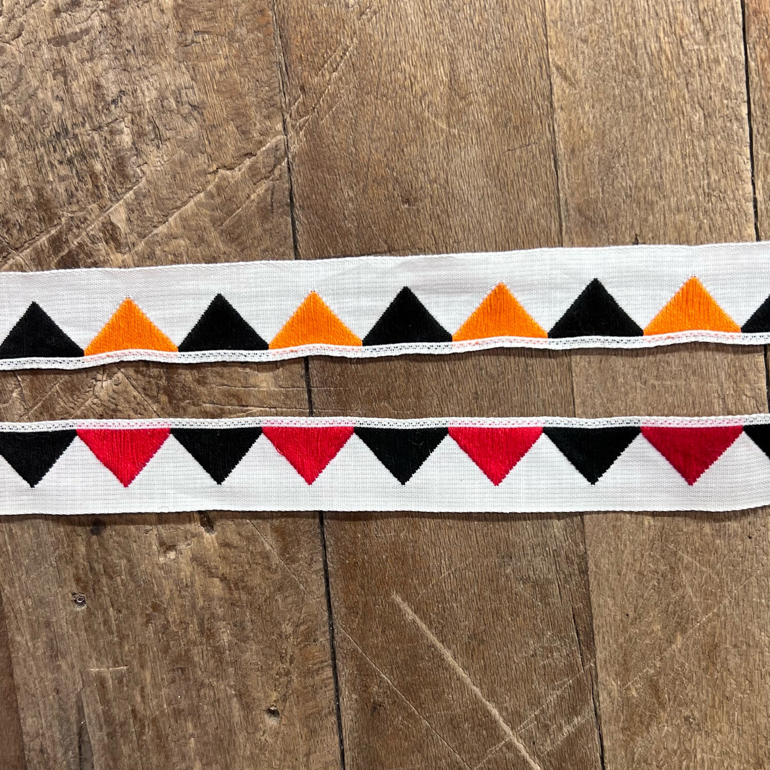 Passamaneria Vintage con Triangolini