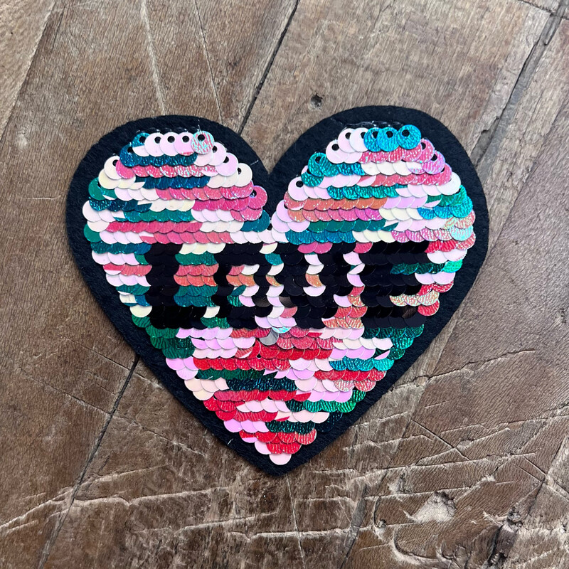 Applicazione Love Cuore con paillettes reversibili mutlticolor
