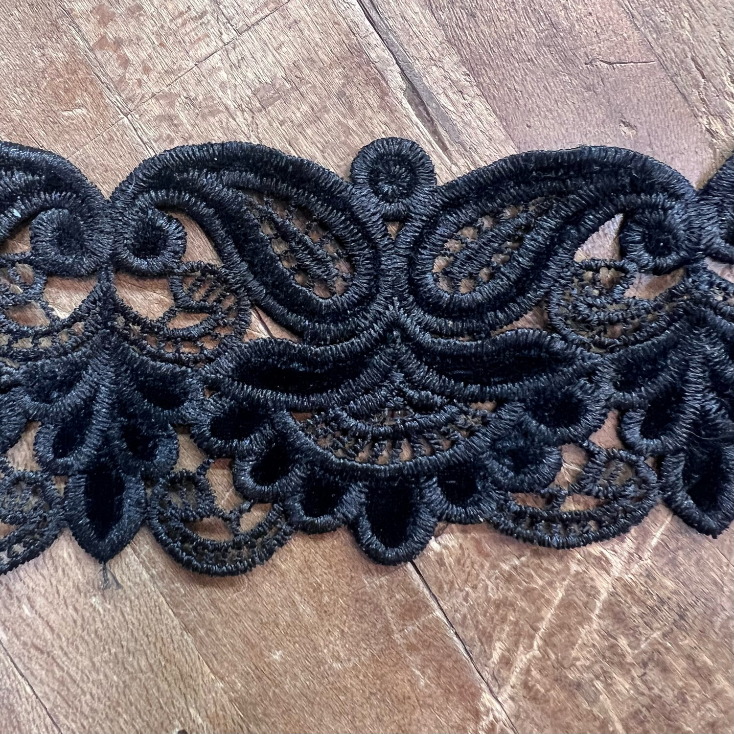 Pizzo Macramè con Velluto