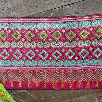 Bordo Thai Primavera Fucsia e Verde