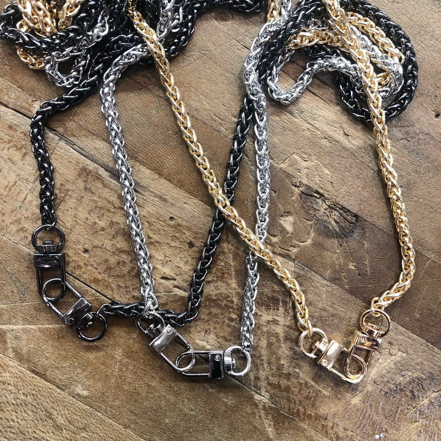 Catena con Moschettoni Spirale
