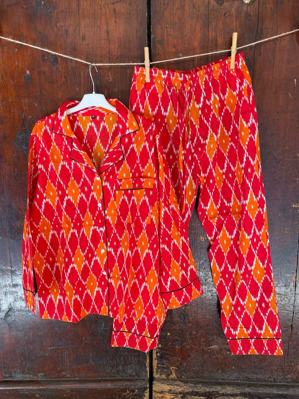 Pigiamino Indiano Arancio e Rosso