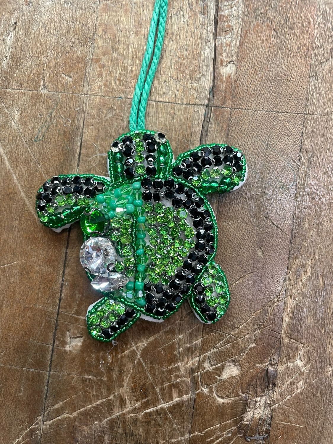 Charm Portachiavi Tartaruga con Perline ricamate