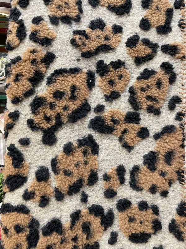 Plaid Lana Cotta Leopardo fondo Tortora Plaid Lana Cotta Leopardo fondo Tortora