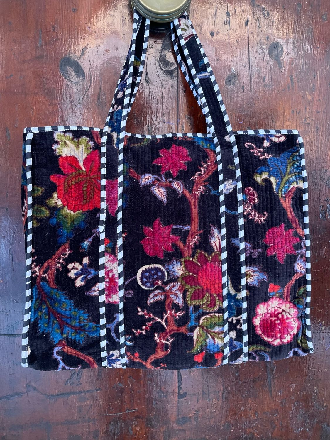 Tote Bag Indiane Velluto Base Nera FIori Ciclamino