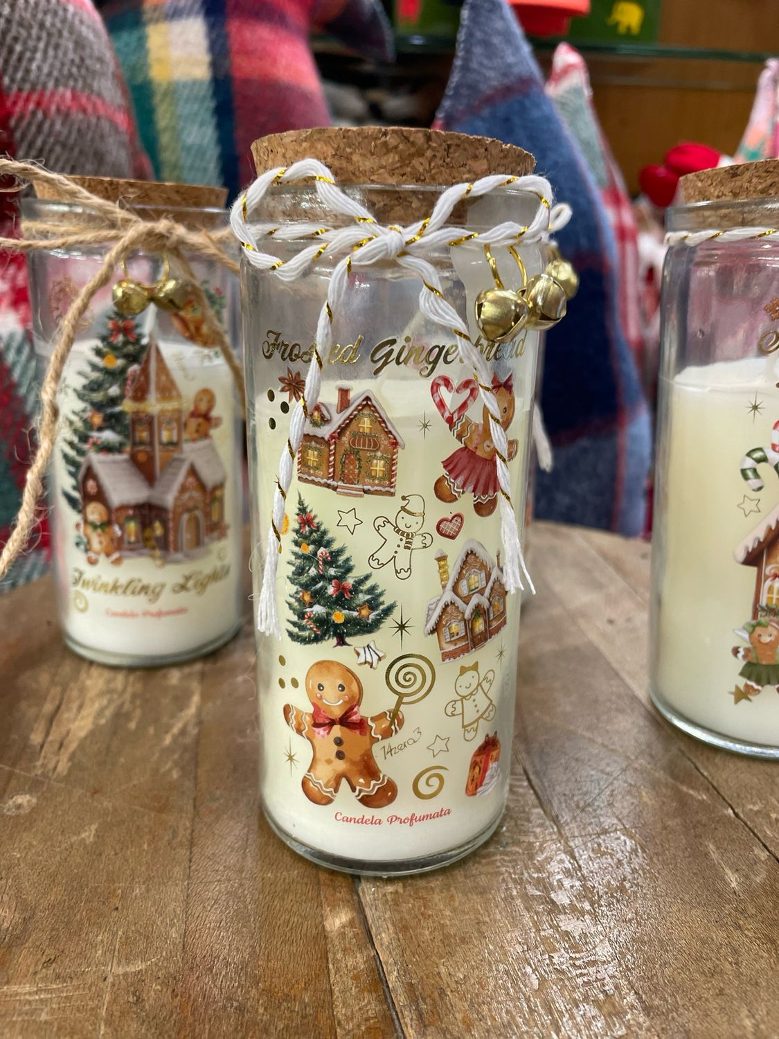 Candela Profumata in Vasetto di Vetro con Tappo in Sughero Candela Profumata in Vasetto di Vetro con Tappo in Sughero