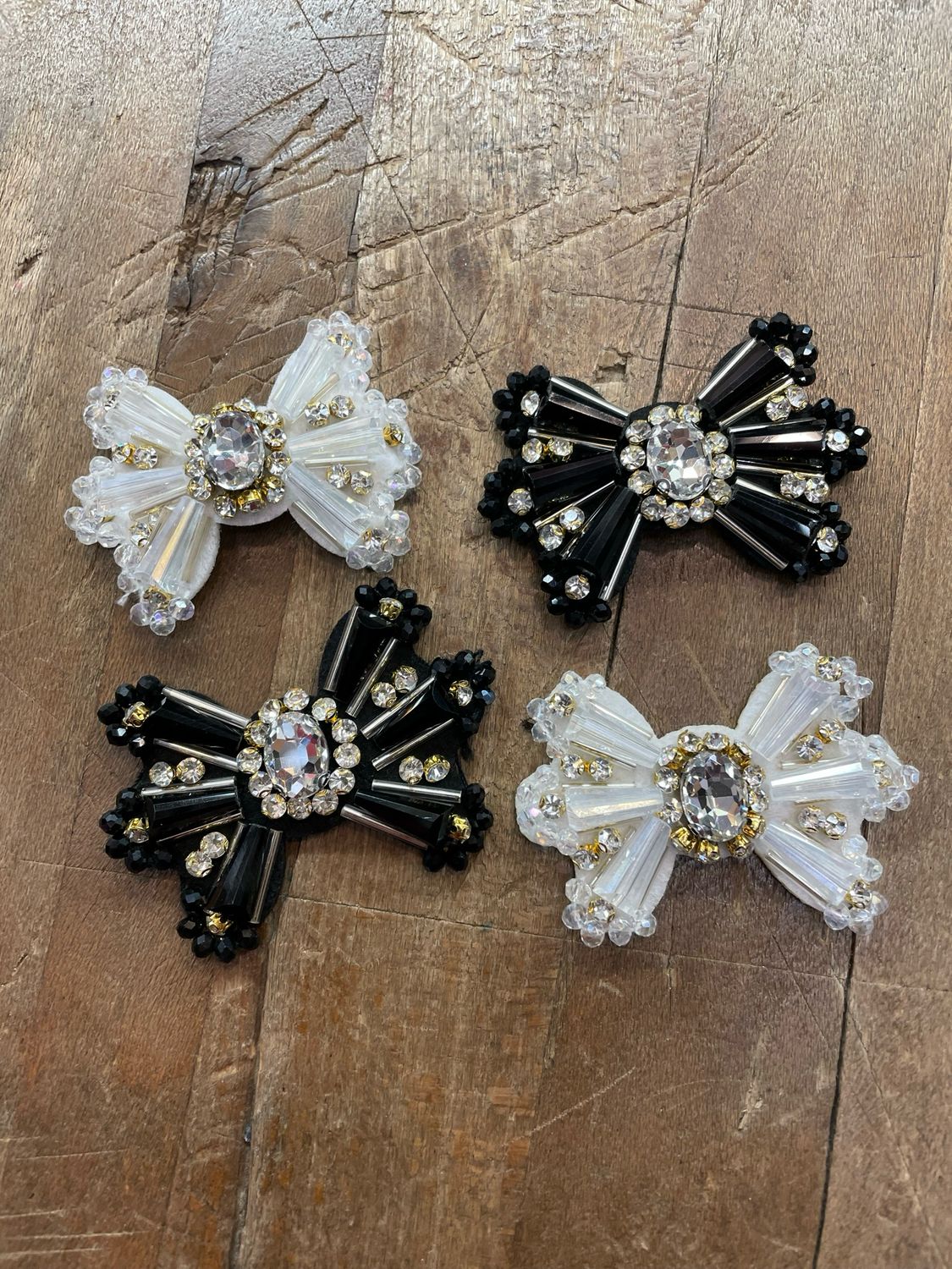 Applicazione Strass e Canottiglie