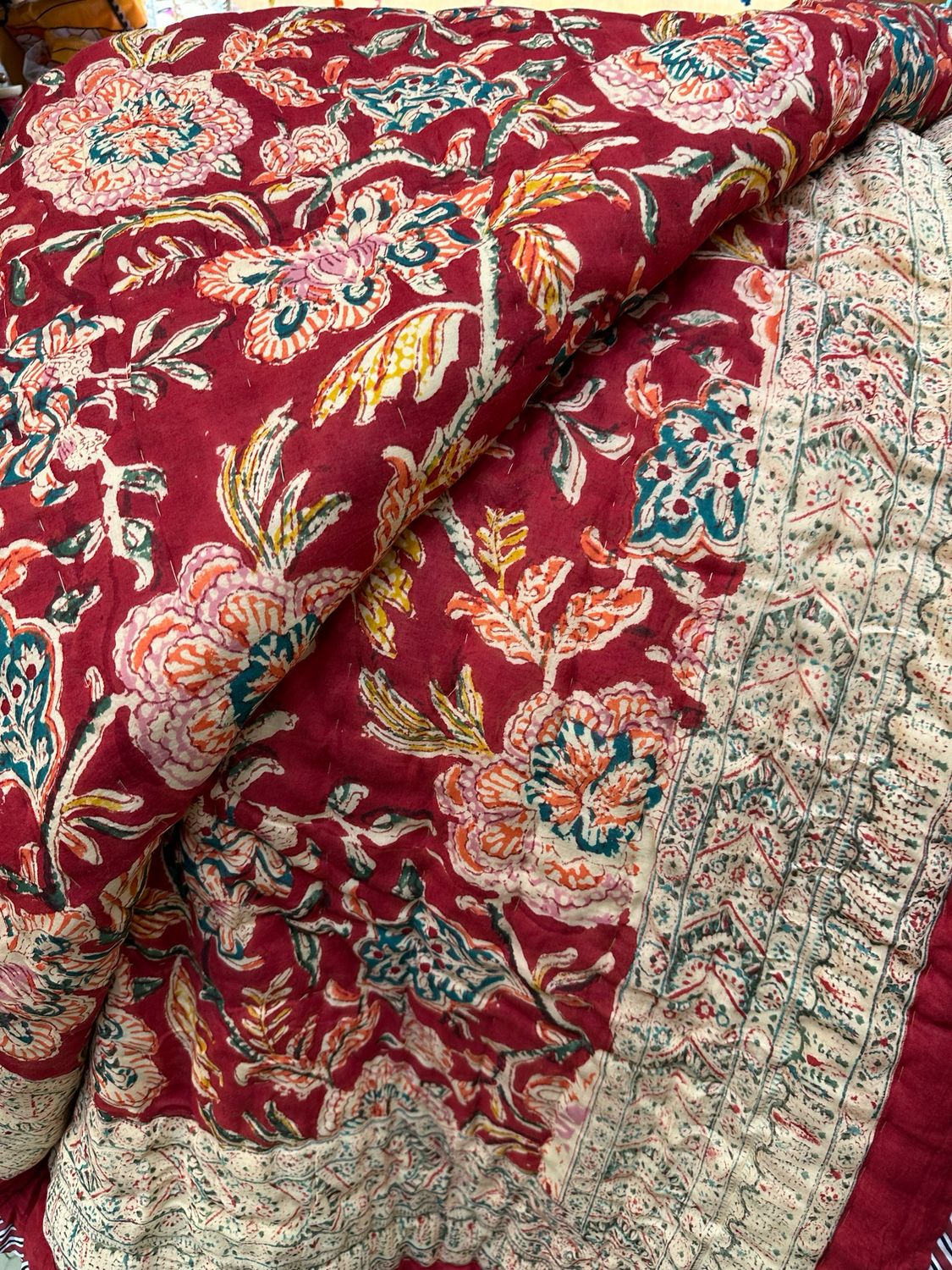 Trapunta Morbida 270x270 MATRIMONIALE Rossa Fiori Beige Trapunta Morbida 270x270 MATRIMONIALE Rossa Fiori Beige