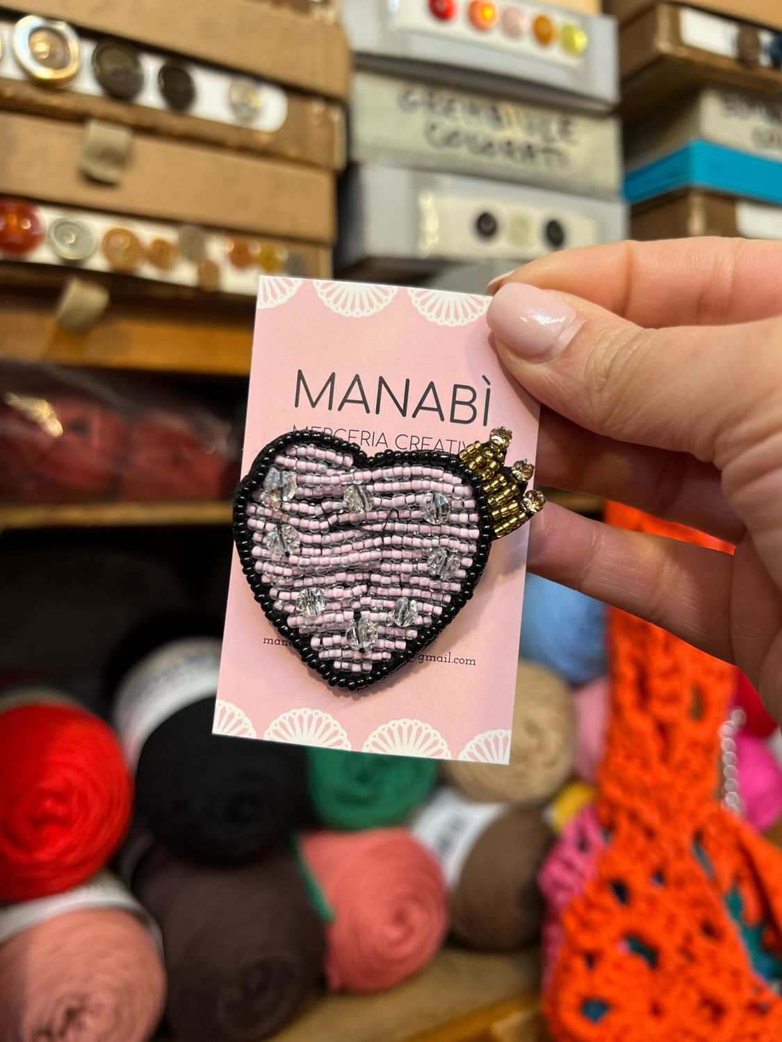 Spilla Manabì Cuore Rosa Spilla Manabì Cuore Rosa