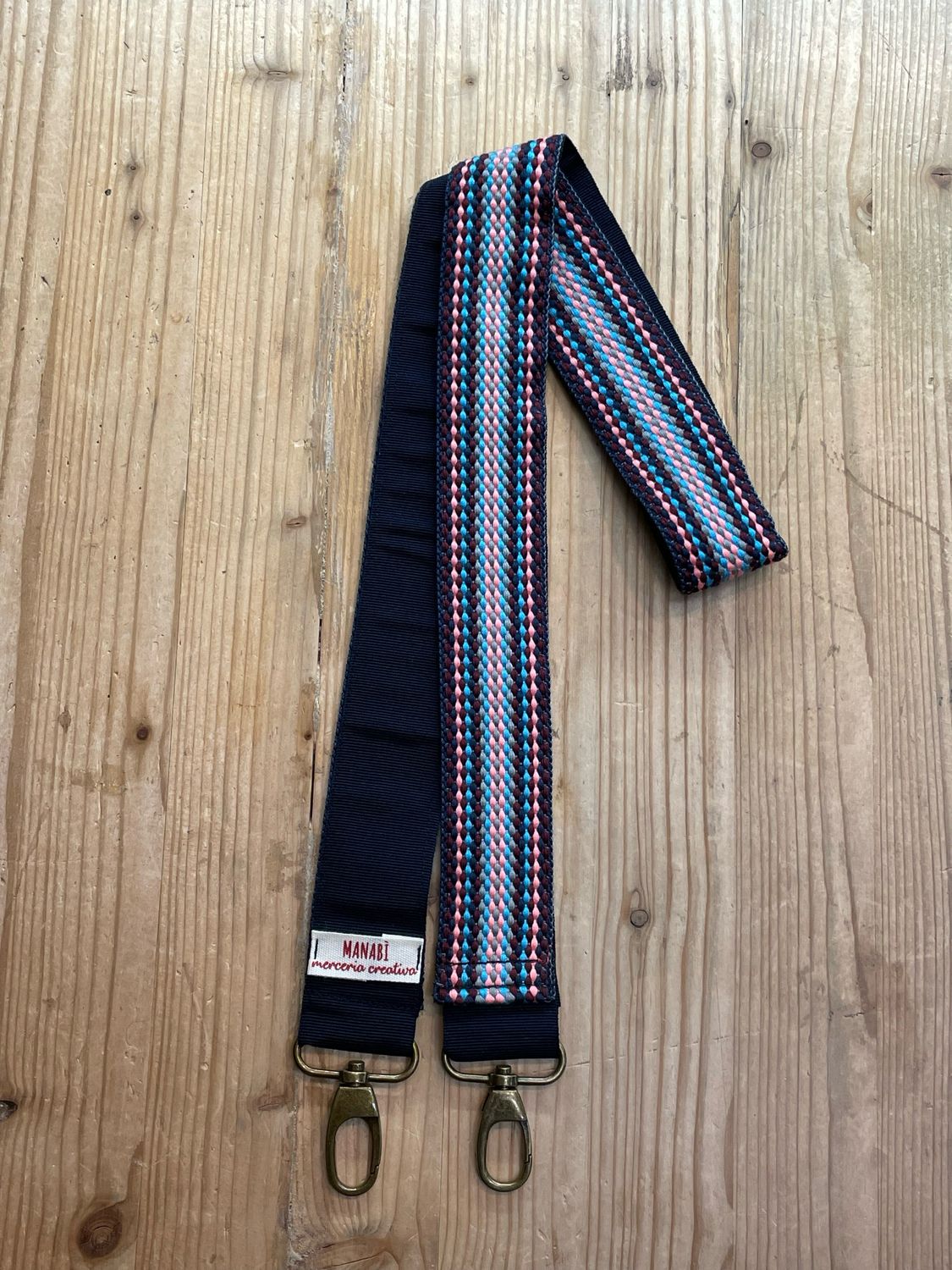 Tracolla con Bordo Perù Rosa e Blu