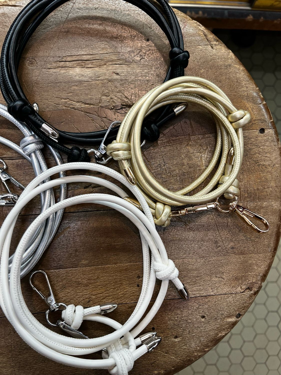 Tracolla tubolare in Ecopelle regolabile