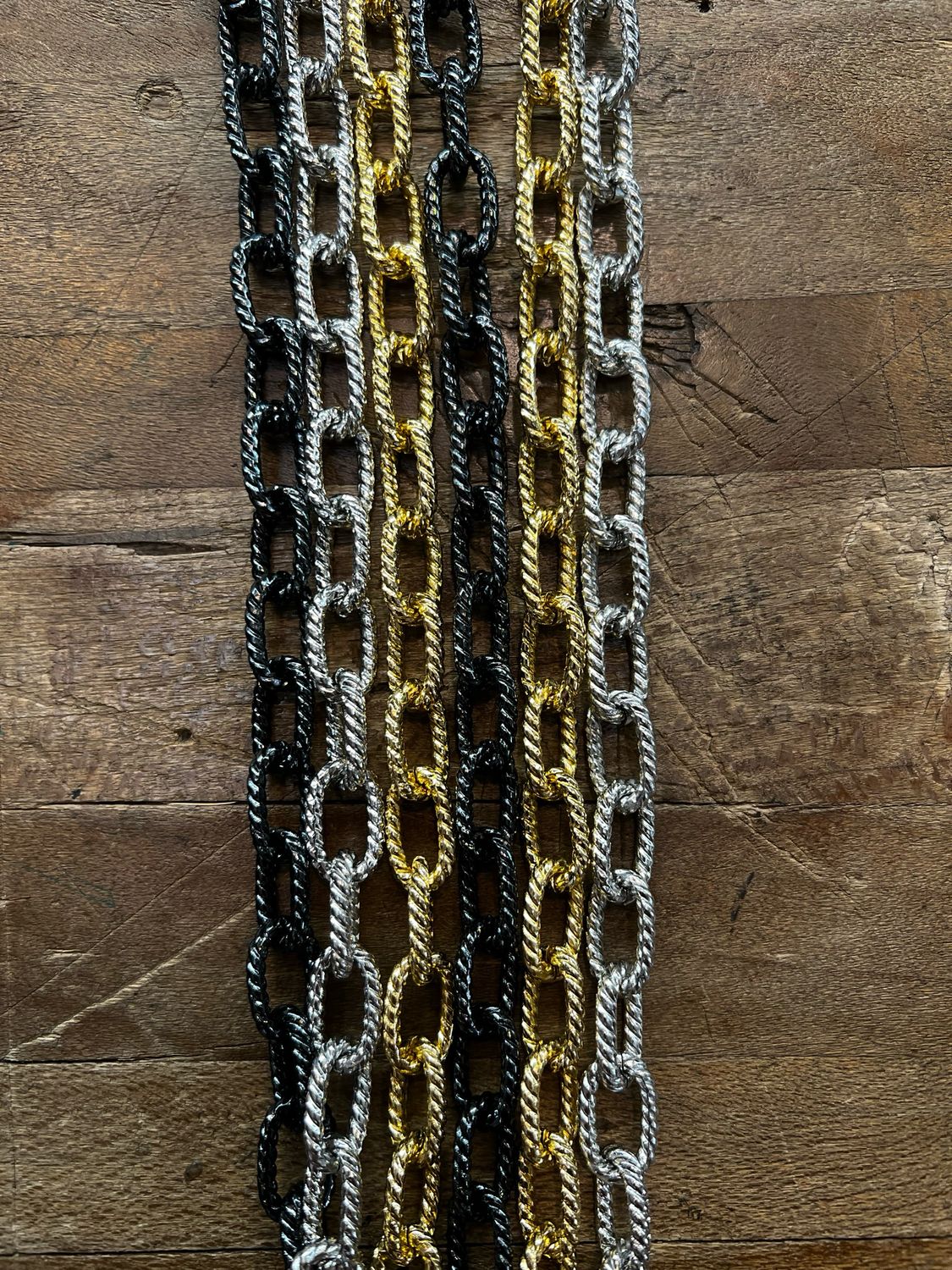 Catena con Moschettoni Martellata Catena con Moschettoni Martellata