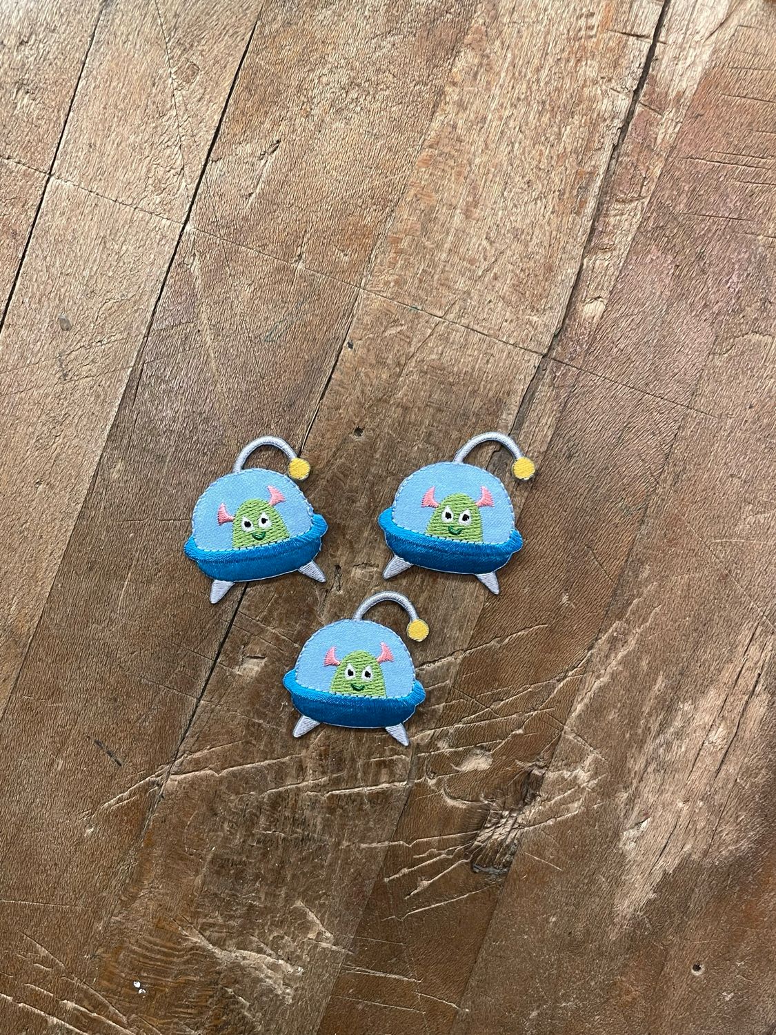 Applicazione Astronave con Alieno Applicazione Astronave con Alieno