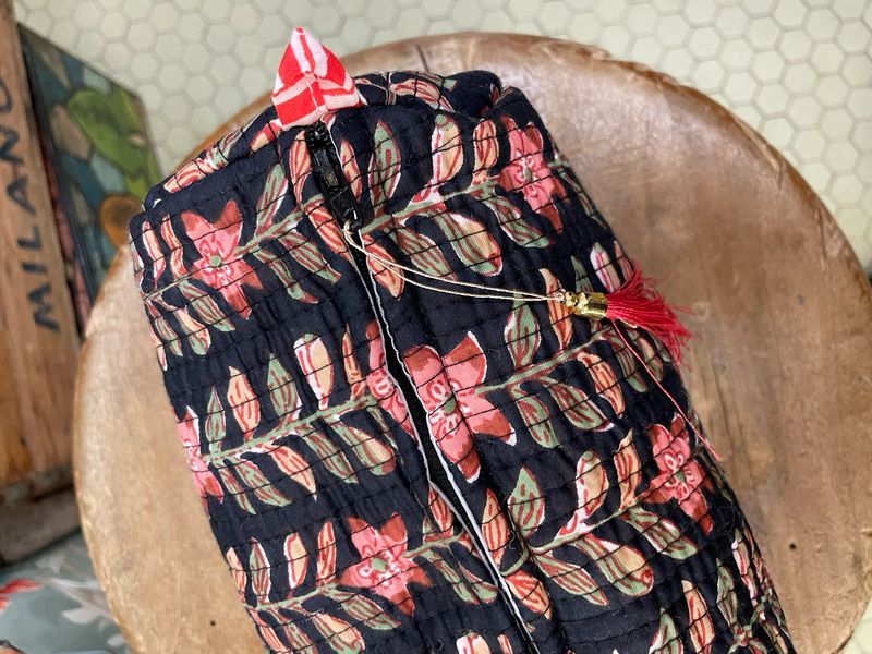 Beauty Indiani Fiori Ramage base nera