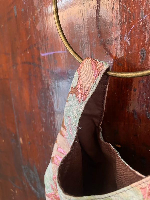 Borsetta Lola Fiori Rosa Frangia Marrone