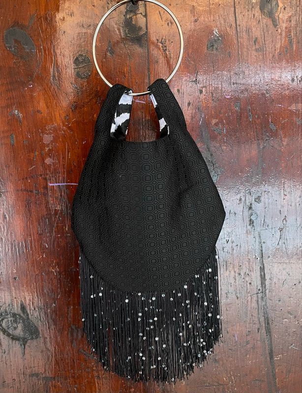 Borsetta Lola Nera rombini Frangia Nera Paillettes