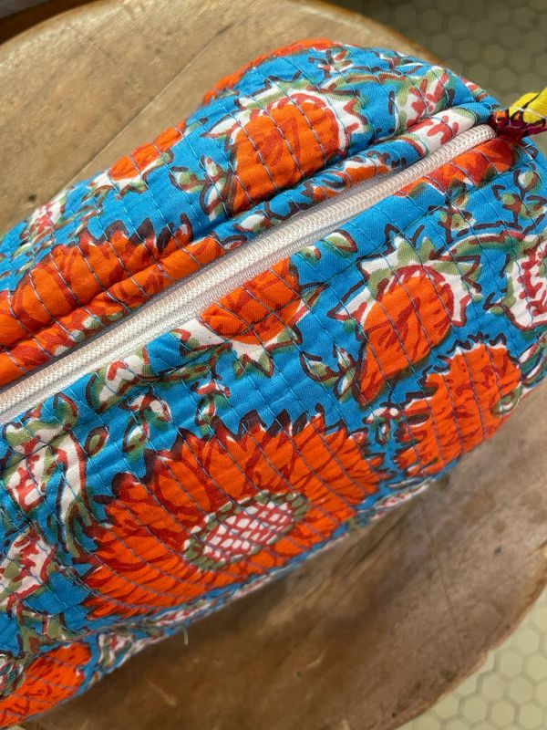 Beauty Indiani Base Turchese fiori arancioni