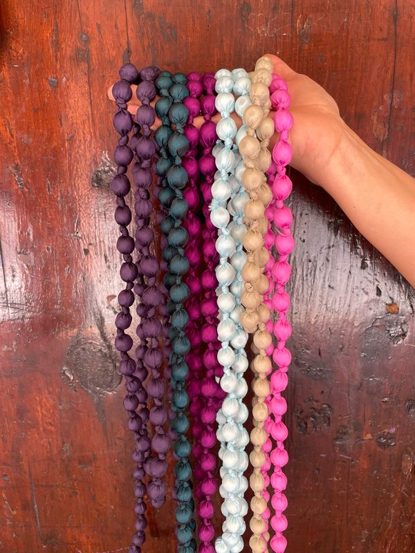 Collana Perline Legno e Seta