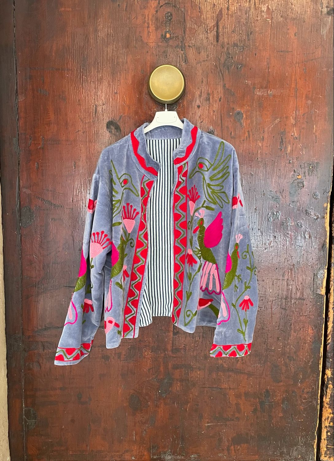 Suzani VELLUTO base Avio e ricamo Fuxia, verdi e Rosa