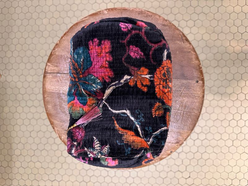 Beauty Indiani Velluto Base Nera con Fiori