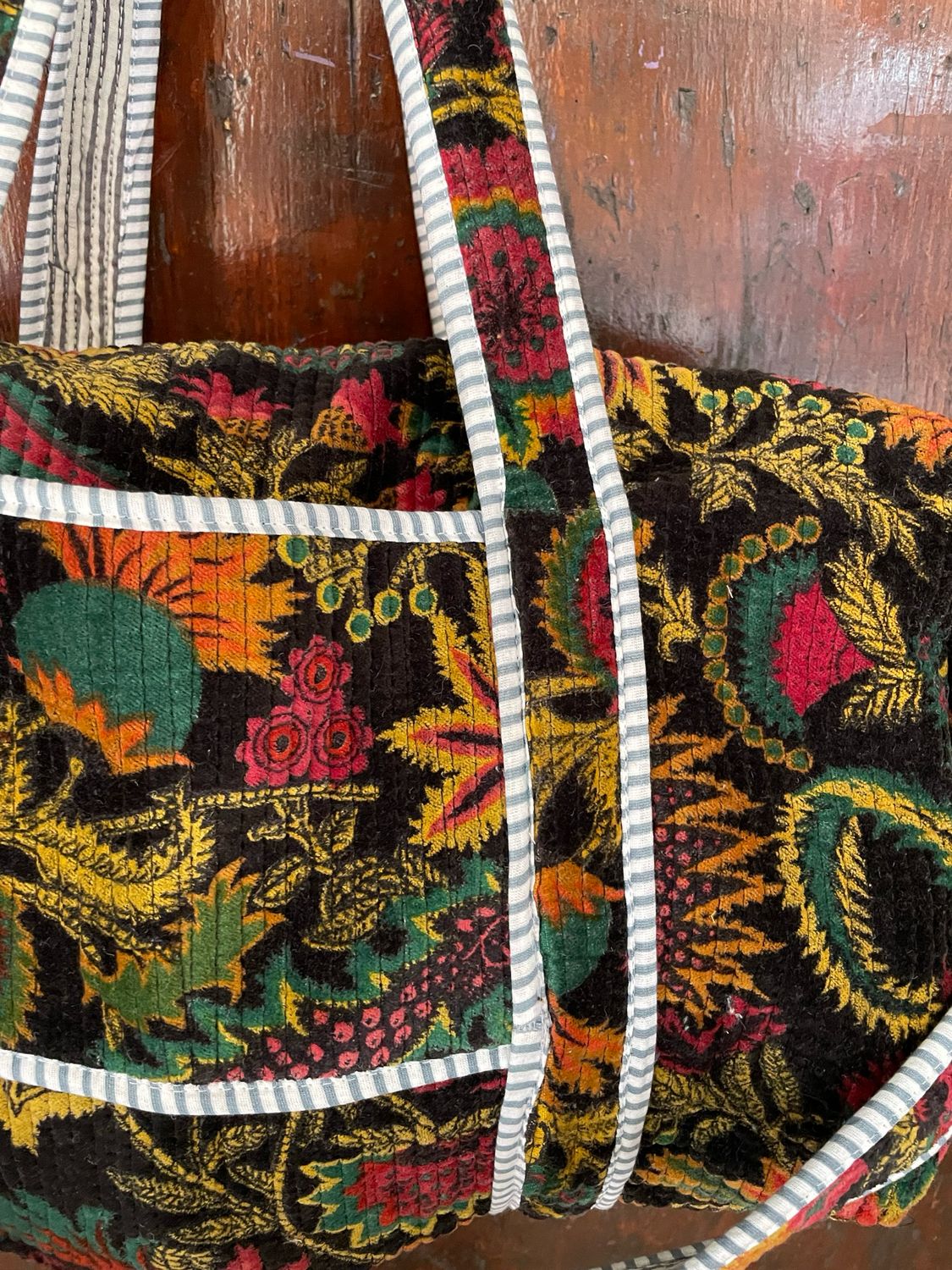 Duffle Bag Velluto Nera e Senape con Fiori