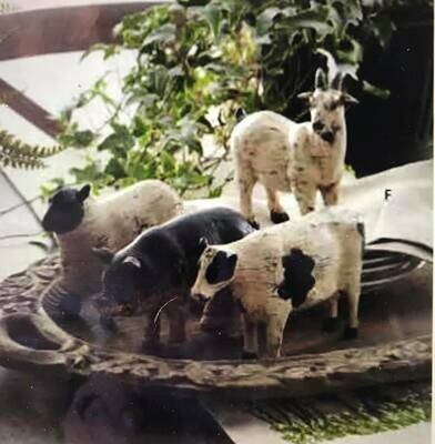 Home Decor/Farm Animal Statues (price is for each animal)sheep, goat,cow,pig
