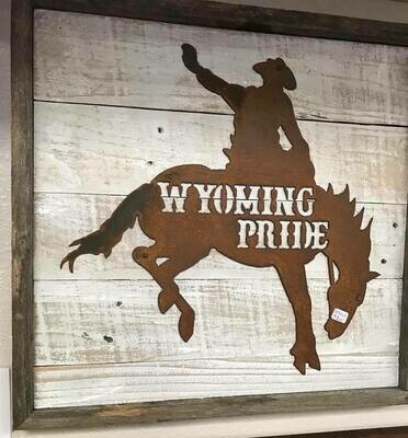 Home Decor/wall art/Wyoming/Wood &amp; Metal Sign/16x17.5