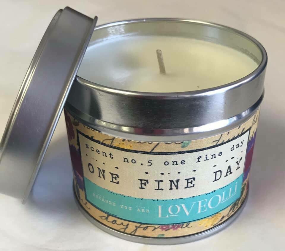 Candle/Loveolli tin//One Fine Day