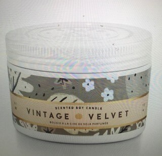 Tried &amp; True/ 4 oz. Vintage &amp; Velvet candle