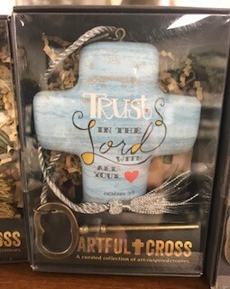 Home decor/cross/Trust in the Lord artful cross with skeleton key easel for displaying