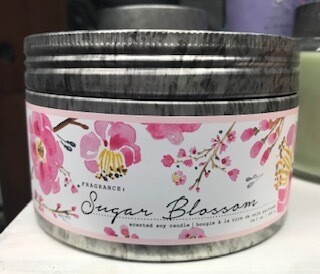Tried &amp; True/ Sugar Blossom 14 oz candle