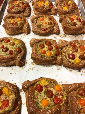 Diamond with Pesto Ricotta, Tomatoes, Pine Nuts and Mozzarella