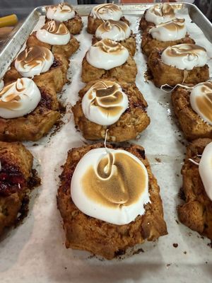 Strawberry Jam, Ginger Biscuit with Toasted Meringue