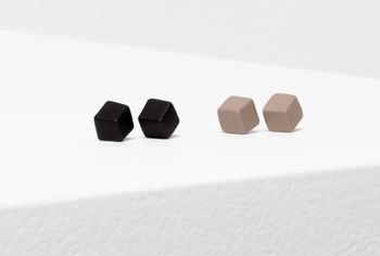 ELK Black Solle Stud