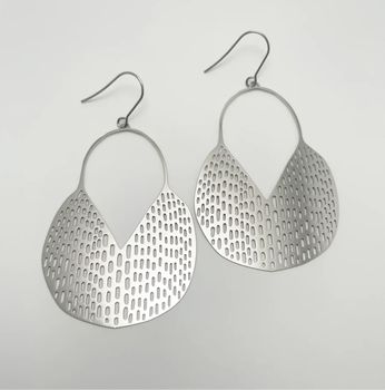 Denz and Co Callisia earrings in Silver