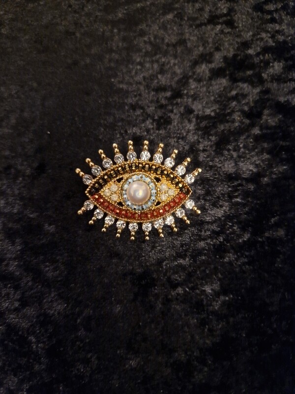 Eye Brooch
