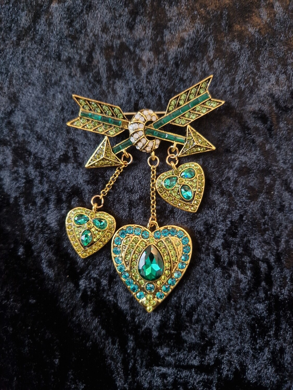 Heart and Arrow Brooch Green