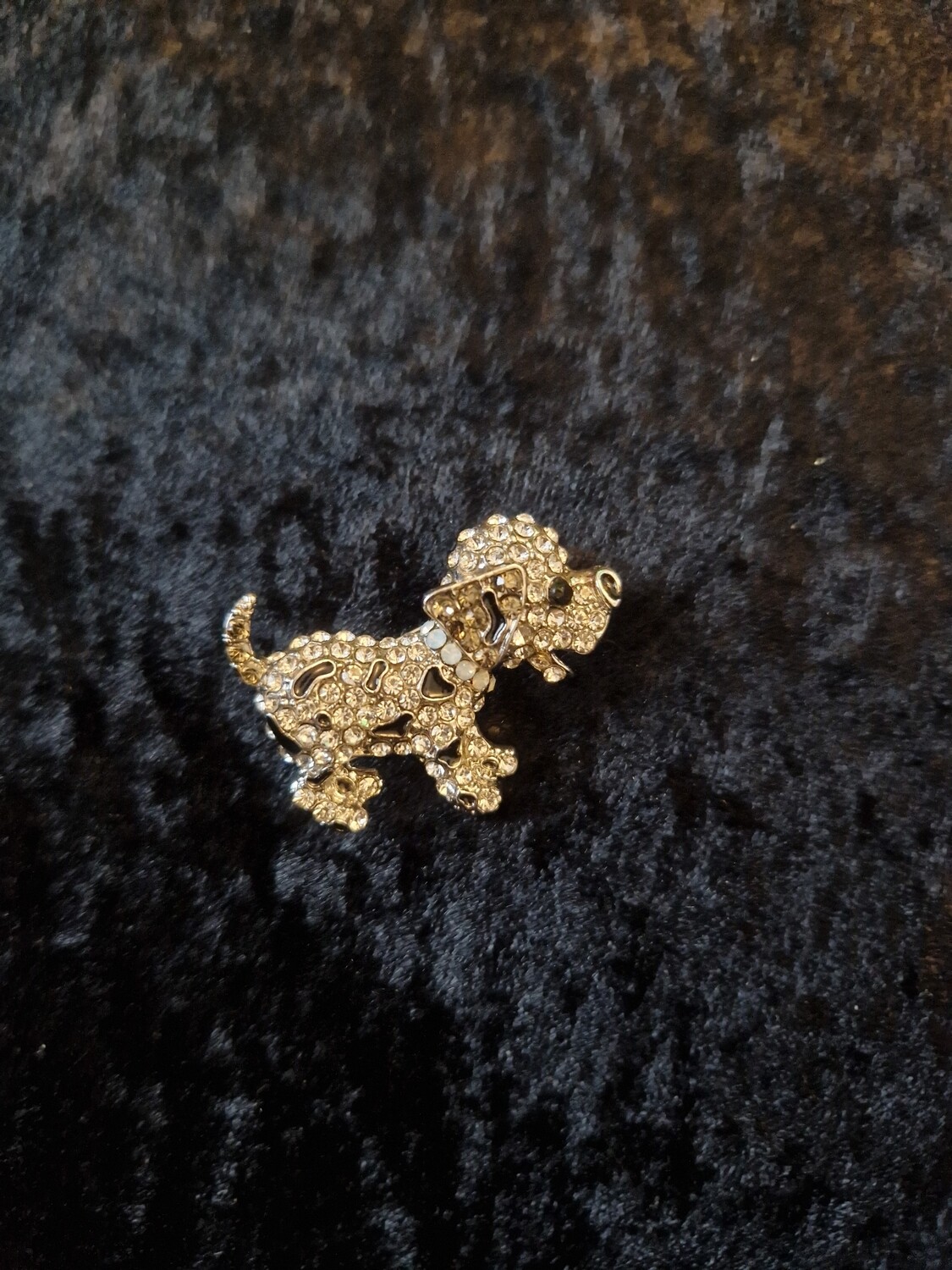 Dog Brooch