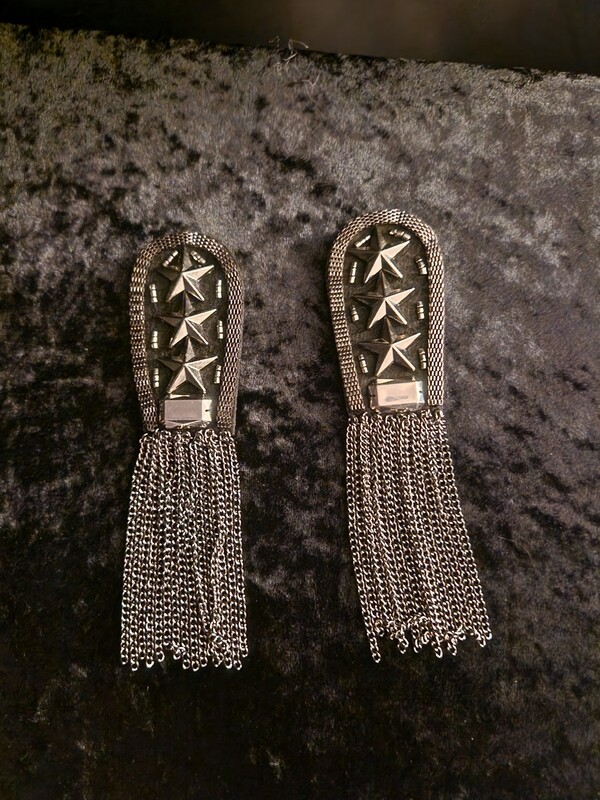 Punk/Steampunk Epaulettes Black Tone