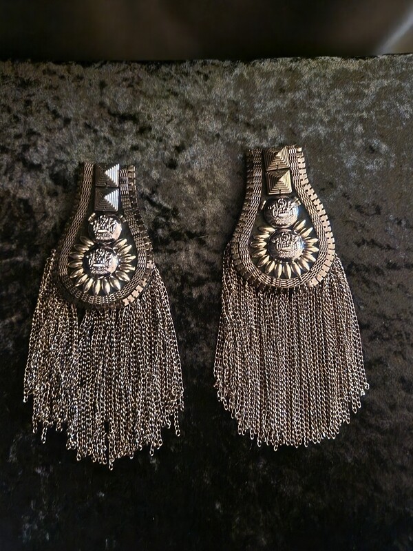 Punk/Steampunk Epaulettes Dark Silver Tone