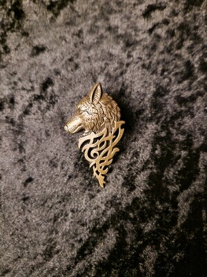 Wolf Pin Bronze Tone