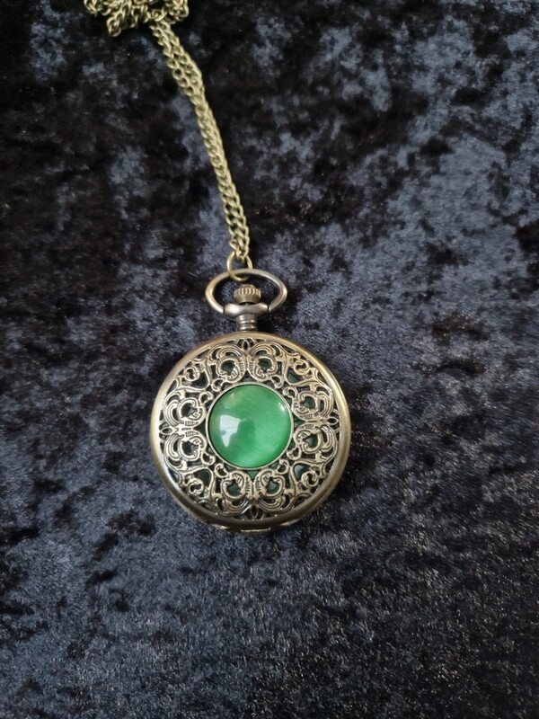 Bronze Tone Quartz Pocket Watch