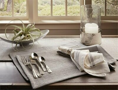 Napkins & Placemats
