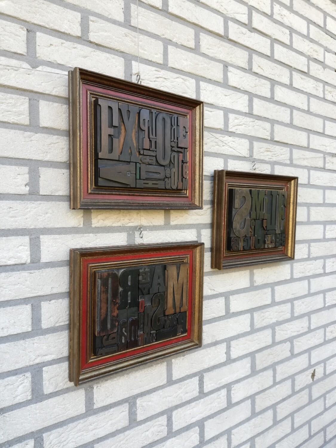 3 drukletter kaders 'explore, dream, smile'