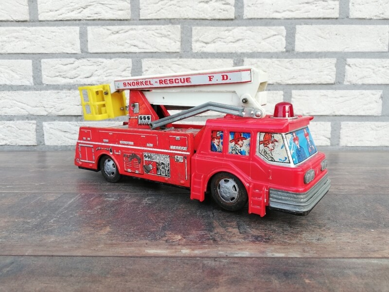 Blikken brandweerwagen J-Toy