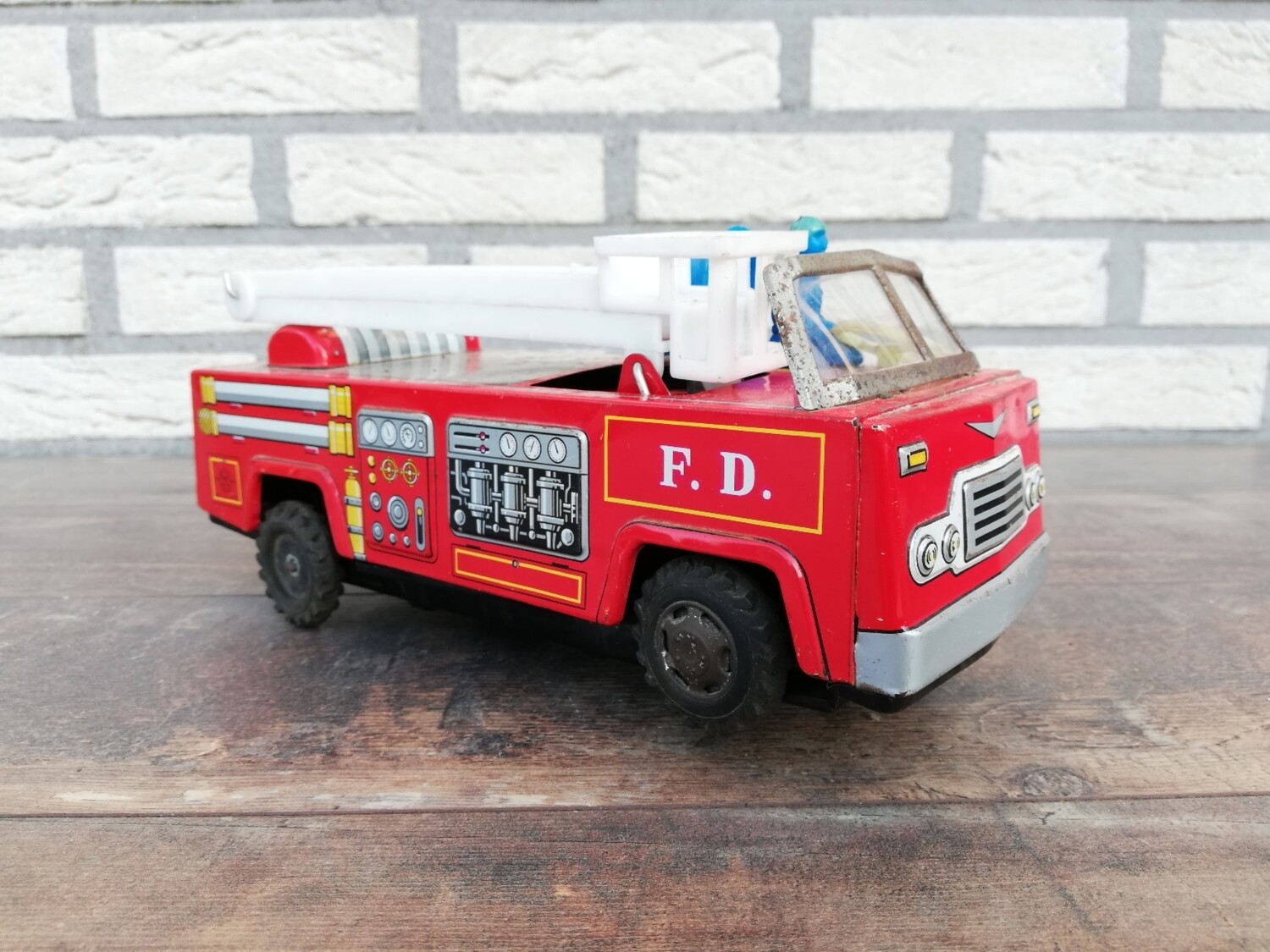 Blikken brandweerwagen 'Yano Man Toys'