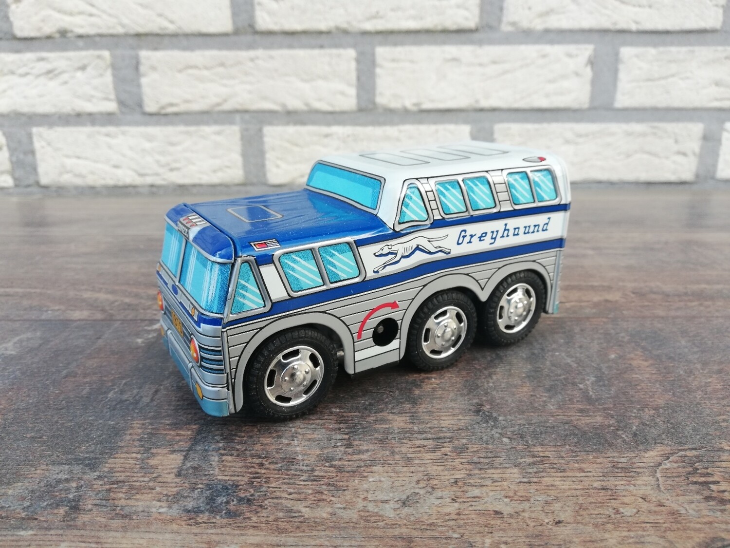 Blikken bus Asahi Japan
